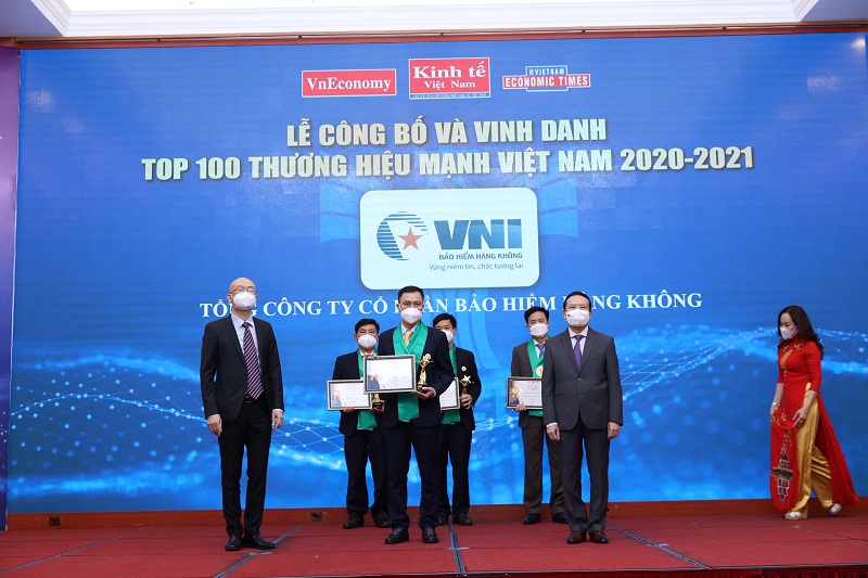 VNI lọt Top 100 Thương hiệu mạnh Việt Nam